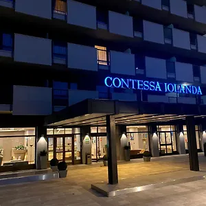 & Contessa Jolanda **** Mediolan