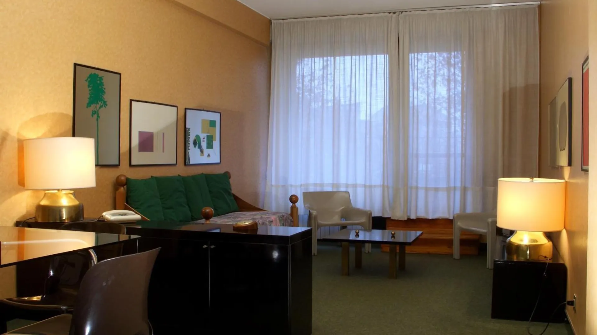Residence Domus Milan Aparthotel
