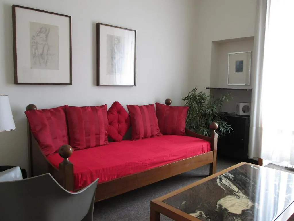 Residence Domus Milaan 3*,
